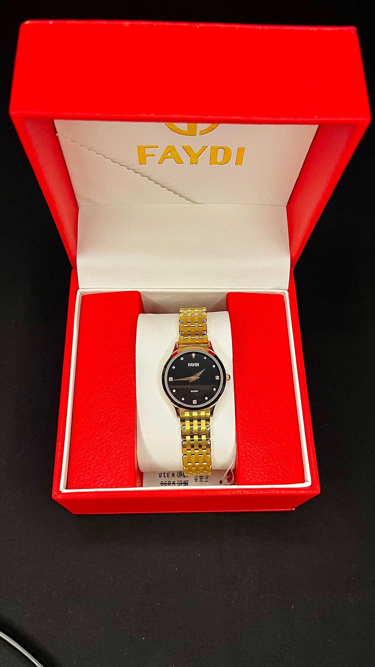 ✨FAYDI Gold Ladies Watch – Black Dial Elegance